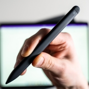 مقایسه‌ای بین انواع قلم سرفیس